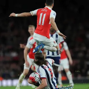 Mesut Ozil (Arsenal) Jonas Olsson (WBA). Arsenal 2: 0 West Bromwich Albion Mesut Ozil (Arsenal) Jonas Olsson (WBA). Arsenal 2: 0 West Bromwich Albion
