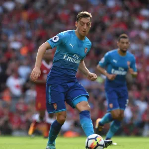 Mesut Ozil (Arsenal). Liverpool 4: 0 Arsenal. Premier League. Anfield, Liverpool, 27 / 8 / 17