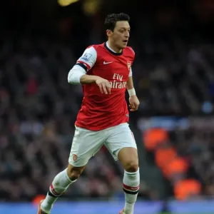 Mesut Ozil: Arsenal Star in Action against Fulham, Premier League 2013-14 Mesut Ozil: Arsenal Star in Action against Fulham, Premier League 2013-14