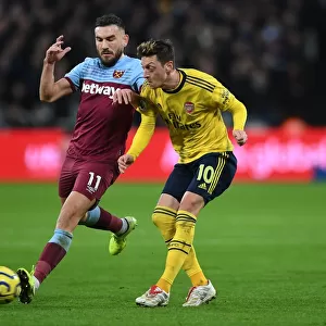 Mesut Ozil Faces Pressure: West Ham United vs. Arsenal FC, Premier League 2019-20