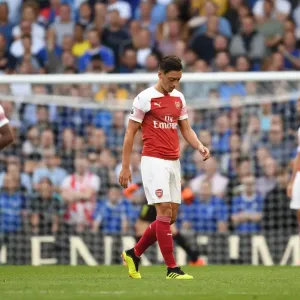 Mesut Ozil Leaves the Field: Chelsea vs. Arsenal, Premier League 2018-19