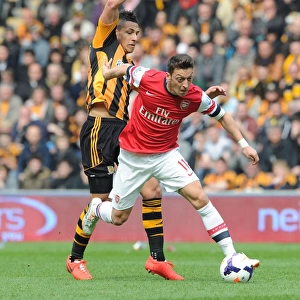 Mesut Ozil Outpaces Jake Livermore: Hull City vs. Arsenal, Premier League 2013/14