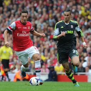Mesut Ozil Outsmarts Geoff Cameron: Arsenal's Masterclass in the 2013-14 Premier League Mesut Ozil Outsmarts Geoff Cameron: Arsenal's Masterclass in the 2013-14 Premier League