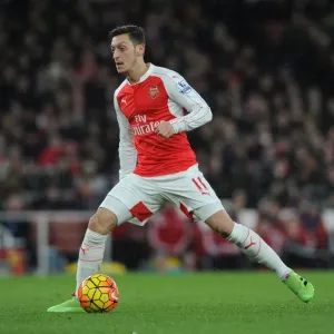 Mesut Ozil Print - Arsenal vs Swansea City Mesut Ozil Print - Arsenal vs Swansea City
