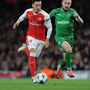 Mesut Ozil Scores Arsenal's Fourth Goal Against Ludogorets in 2016-17 UEFA Champions League