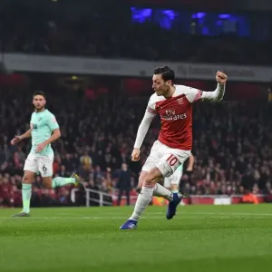 Mesut Ozil Scores: Arsenal's Triumph over AFC Bournemouth, Premier League 2018-19 Mesut Ozil Scores: Arsenal's Triumph over AFC Bournemouth, Premier League 2018-19