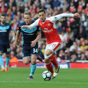 Mesut Ozil vs. Adam Forshaw: Arsenal vs. Middlesbrough, Premier League Showdown (2016-17) Mesut Ozil vs. Adam Forshaw: Arsenal vs. Middlesbrough, Premier League Showdown (2016-17)