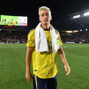 Mesut Ozil vs Bayern Munich: Arsenal's Star Showdown in the International Champions Cup, Los Angeles