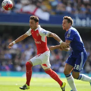 Mesut Ozil vs Cesar Azpilicueta: A Premier League Showdown at the Emirates Mesut Ozil vs Cesar Azpilicueta: A Premier League Showdown at the Emirates