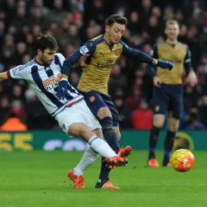 Mesut Ozil vs Claudio Yacob: A Midfield Battle - West Bromwich Albion vs Arsenal (2015-16) Mesut Ozil vs Claudio Yacob: A Midfield Battle - West Bromwich Albion vs Arsenal (2015-16)