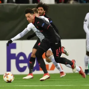 Mesut Ozil vs Dennis Widgren: A Battle of Midfield Maestros in Arsenal's Europa League Clash against Ostersunds FK Mesut Ozil vs Dennis Widgren: A Battle of Midfield Maestros in Arsenal's Europa League Clash against Ostersunds FK