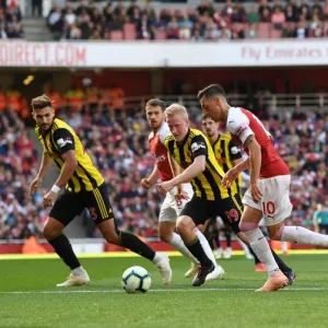 Mesut Ozil vs. Will Hughes: Arsenal vs. Watford, Premier League Showdown (2018-19)