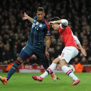 Mesut Ozil vs Jerome Boateng: Penalty Drama in Arsenal vs Bayern Munich UCL Clash Mesut Ozil vs Jerome Boateng: Penalty Drama in Arsenal vs Bayern Munich UCL Clash