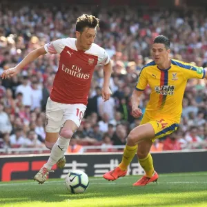 Mesut Ozil vs. Martin Kelly: Intense Moment from Arsenal's Clash with Crystal Palace