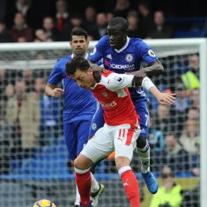 Mesut Ozil vs. N'Golo Kante: Battle at Stamford Bridge - Premier League Clash