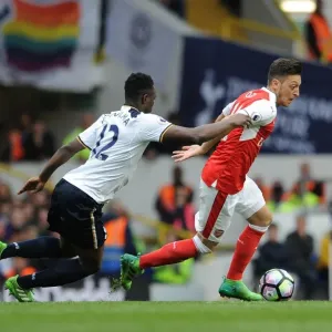 Mesut Ozil vs. Victor Wanyama: Battle in the Premier League between Arsenal and Tottenham Mesut Ozil vs. Victor Wanyama: Battle in the Premier League between Arsenal and Tottenham