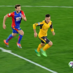 Mesut Ozil vs Yohan Cabaye: Battle in the Premier League - Crystal Palace vs Arsenal (2016-17) Mesut Ozil vs Yohan Cabaye: Battle in the Premier League - Crystal Palace vs Arsenal (2016-17)