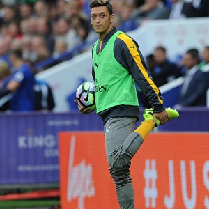 Mesut Ozil Warming Up: Arsenal's Star Player Prepares for Leicester City Clash, 2016-17 Premier League