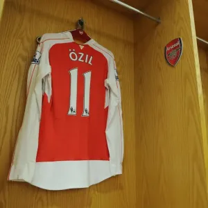 Mesut Ozil's Arsenal Shirt in Arsenal Changing Room before Arsenal vs Southampton (2015-16) Mesut Ozil's Arsenal Shirt in Arsenal Changing Room before Arsenal vs Southampton (2015-16)