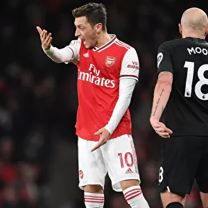 Mesut Ozil's Brilliant Performance: Arsenal vs. Brighton & Hove Albion (2019-20)