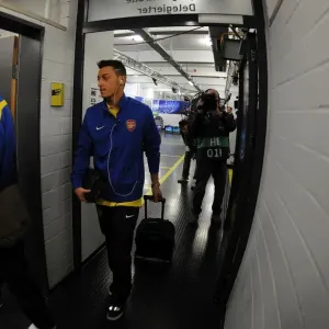 Mesut Ozil's Emotional Return: Borussia Dortmund vs. Arsenal, UEFA Champions League (2013)