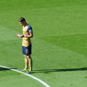 Mesut Ozil's Five-Goal Blitz: Arsenal's Dominant 5-2 Victory over Leicester City (2015/16 Barclays Premier League) Mesut Ozil's Five-Goal Blitz: Arsenal's Dominant 5-2 Victory over Leicester City (2015/16 Barclays Premier League)