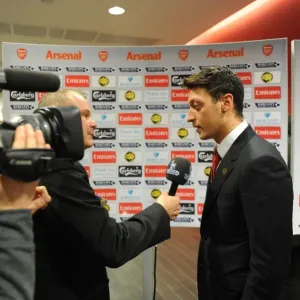 Mesut Ozil's Pre-Match Interview: Arsenal Star Ahead of Arsenal vs Fulham (2013-14) Mesut Ozil's Pre-Match Interview: Arsenal Star Ahead of Arsenal vs Fulham (2013-14)