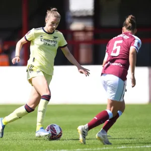 Miedema vs. Flaherty: A FA WSL Showdown - Arsenal Women vs. West Ham United Women