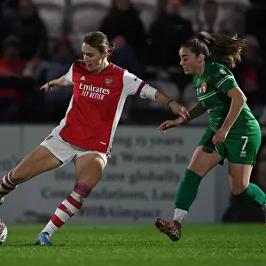 Miedema's Battle Against Coventry's Defense: Arsenal Women's FA Cup Quarterfinal Showdown