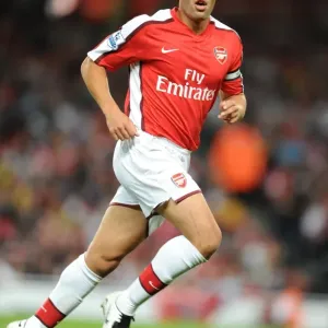 Mikael Silvestre in Action: Arsenal's 2:0 Victory Over West Bromwich Albion in Carling Cup, Emirates Stadium (September 22, 2009) Mikael Silvestre in Action: Arsenal's 2:0 Victory Over West Bromwich Albion in Carling Cup, Emirates Stadium (September 22, 2009)