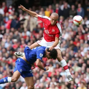 Mikael Silvestre (Arsenal) Marouane Fellaini (Everton)