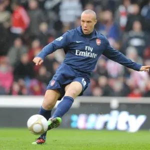 Mikael Silvestre (Arsenal). Stoke City 3: 1 Arsenal, FA Cup 4th round, The Britannia Stadium Mikael Silvestre (Arsenal). Stoke City 3: 1 Arsenal, FA Cup 4th round, The Britannia Stadium