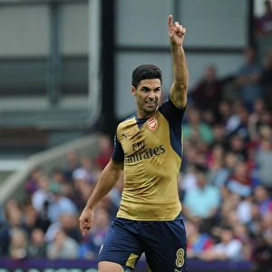 Mikel Arteta in Action: Arsenal vs. Crystal Palace (2015-16)