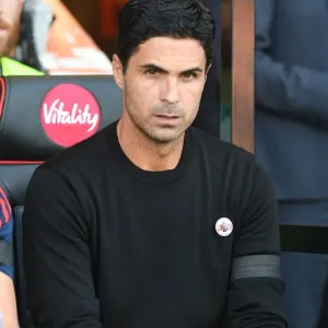 Mikel Arteta: Arsenal Manager Prepares for AFC Bournemouth Clash (2022-23) Mikel Arteta: Arsenal Manager Prepares for AFC Bournemouth Clash (2022-23)