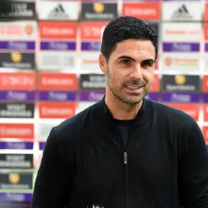 Mikel Arteta: Arsenal Manager Prepares for Arsenal vs. Norwich City (Premier League, 2021-22) Mikel Arteta: Arsenal Manager Prepares for Arsenal vs. Norwich City (Premier League, 2021-22)