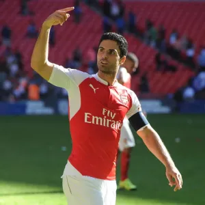 Mikel Arteta: Arsenal's Unyielding Captain in FA Community Shield Clash against Chelsea (2015) Mikel Arteta: Arsenal's Unyielding Captain in FA Community Shield Clash against Chelsea (2015)