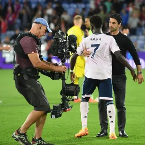 Mikel Arteta Consoles Bukayo Saka: Emotional Moment at Crystal Palace vs Arsenal (2022-23) Mikel Arteta Consoles Bukayo Saka: Emotional Moment at Crystal Palace vs Arsenal (2022-23)