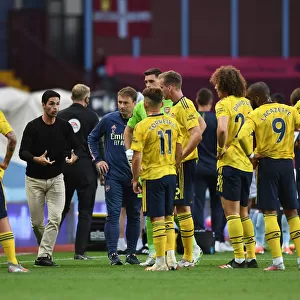 Mikel Arteta Gives Instructions to Arsenal Team during Aston Villa vs Arsenal (2019-20)