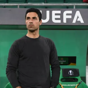 Mikel Arteta Guides Arsenal in Europa League Battle against Rapid Vienna (2020-21)