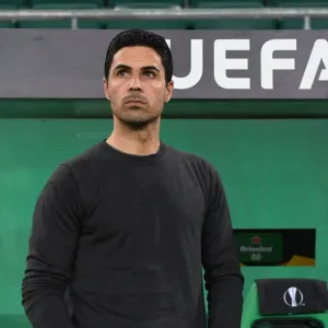 Mikel Arteta Leads Arsenal in Europa League Clash against Rapid Vienna