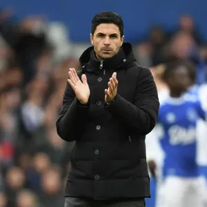 Mikel Arteta Salutes Arsenal Fans: Everton vs Arsenal, Premier League 2022-23
