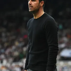 Mikel Arteta at St. James Park: Arsenal FC vs Newcastle United, Premier League 2022-23