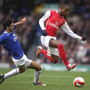 Mikel Arteta vs. Justin Hoyte: Everton's Defiant 1-0 Win Over Arsenal at Goodison Park, 2007
