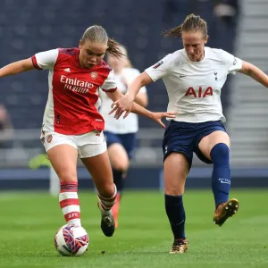 MIND Series: Hennessy vs. Harrop - Tottenham Women vs. Arsenal Women Football Rivalry MIND Series: Hennessy vs. Harrop - Tottenham Women vs. Arsenal Women Football Rivalry