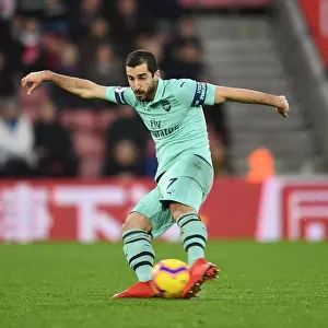 Mkhitaryan Scores Arsenal's Second Goal Against Southampton (2018-19)