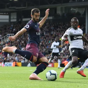 Mkhitaryan vs Seri: A Battle for Ball Control - Premier League 2018-19: Fulham vs Arsenal
