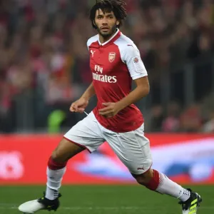 Mohamed Elneny: In Action for Arsenal Against Western Sydney Wanderers (2017-18)