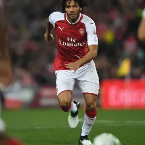Mohamed Elneny: Arsenal's Midfield Star Shines in Sydney (2017-18)