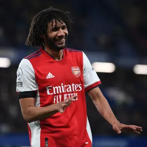 Mohamed Elneny Fights for Arsenal in Chelsea Showdown - Premier League 2021-22
