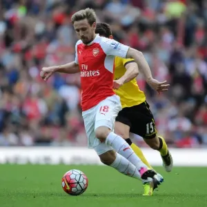 Monreal in Action: Arsenal vs Aston Villa (Premier League 2015-16) - Emirates Stadium Monreal in Action: Arsenal vs Aston Villa (Premier League 2015-16) - Emirates Stadium